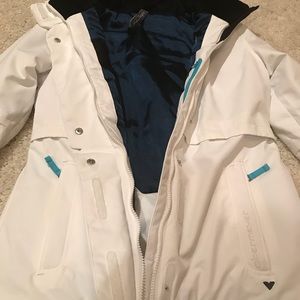 White Obermeyer ski jacket - size 6